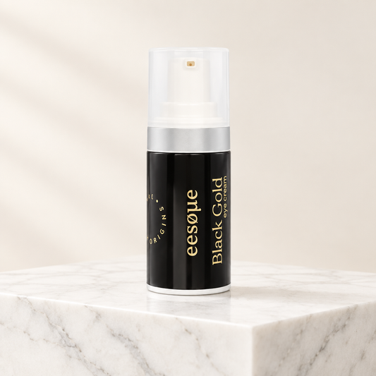 Black Gold Eye Cream σε λευκή μαρμάρινη βάση