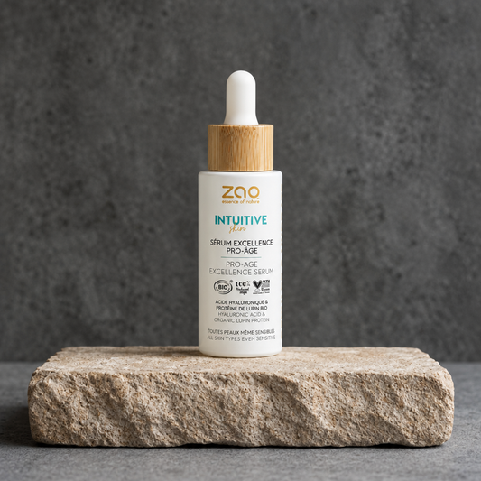 Zao Pro-Age Excellence Serum πάνω σε πέτρα